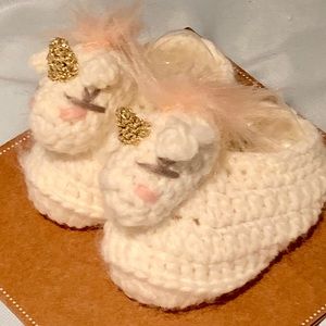 NWT Baby Unicorn Slippers crochet 0-6M